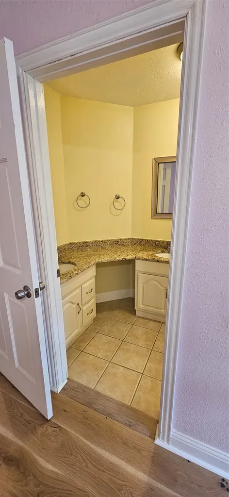 137 Oakview Road Gainesville TX 76240
