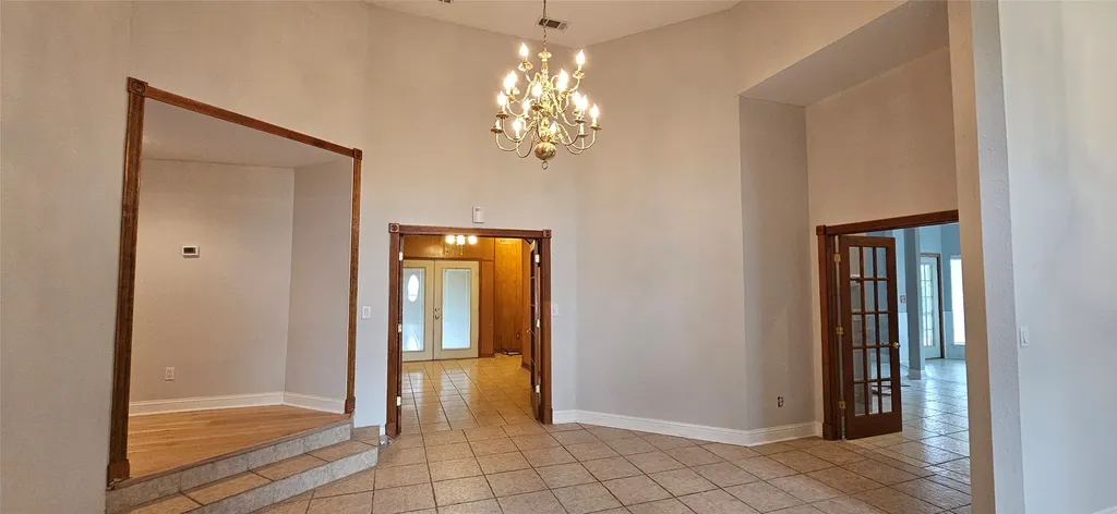 137 Oakview Road Gainesville TX 76240