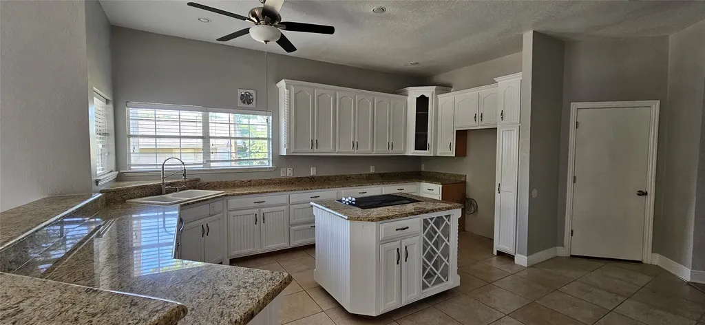 137 Oakview Road Gainesville TX 76240