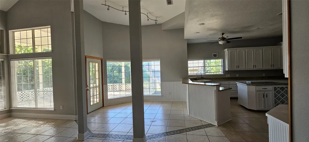 137 Oakview Road Gainesville TX 76240