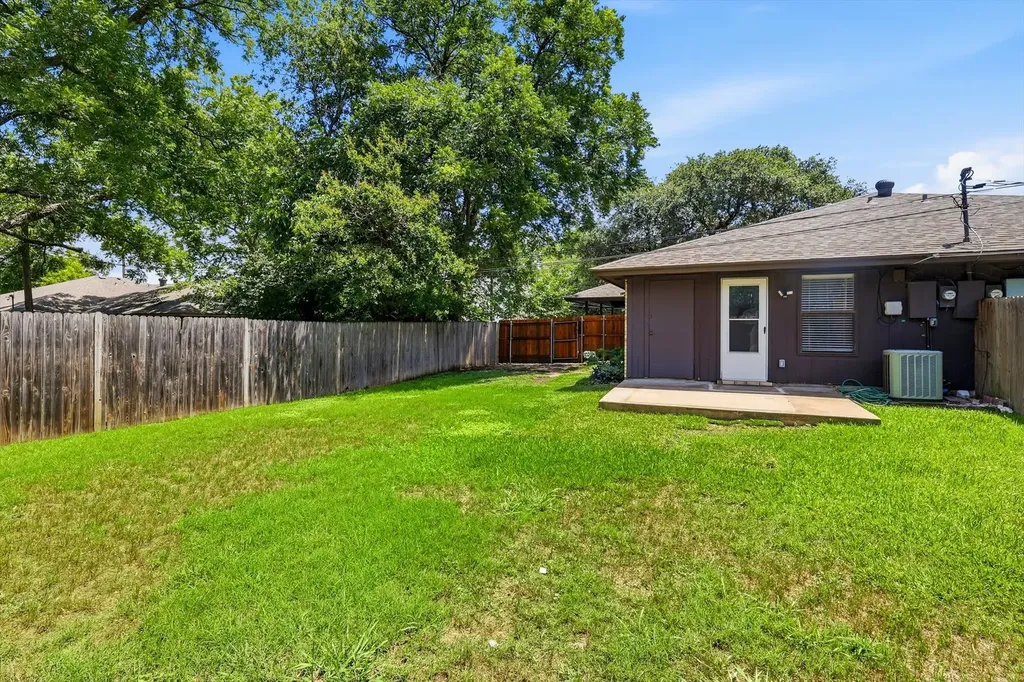 7629 & 7633 Evergreen Road Richland Hills TX 76118