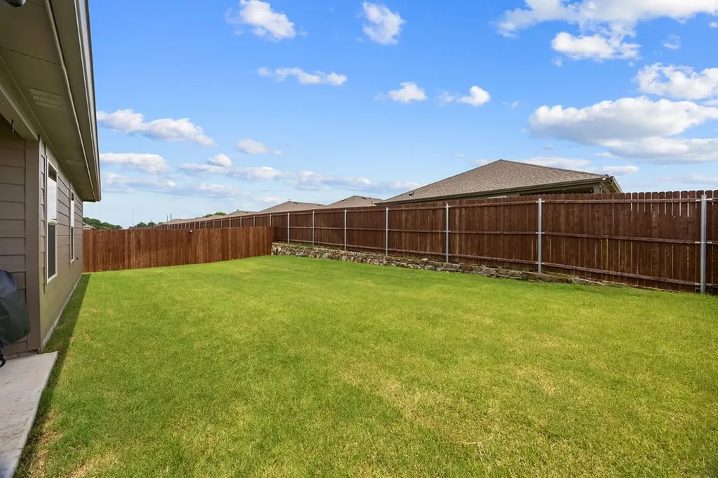 206 Nokota Drive Leonard TX 75452
