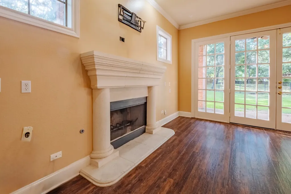 240 Timberleaf Drive Double Oak TX 75077