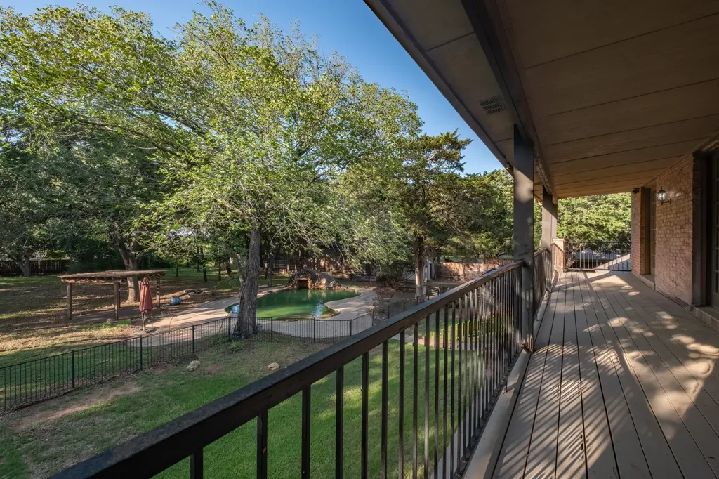 240 Timberleaf Drive Double Oak TX 75077
