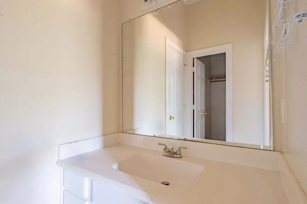 240 Timberleaf Drive Double Oak TX 75077