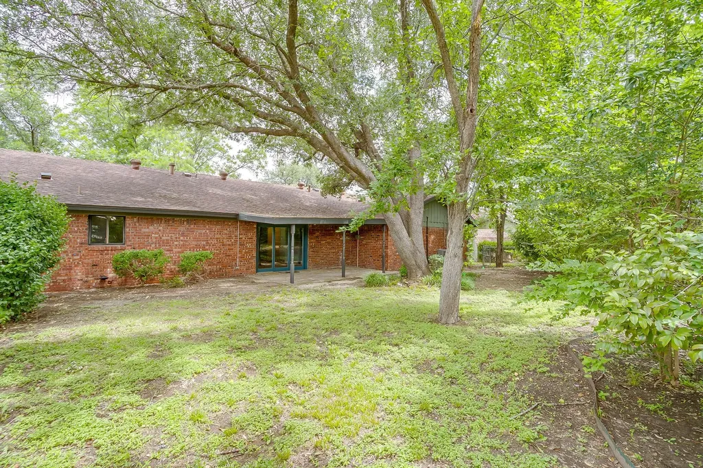 6900 Culver Avenue Fort Worth TX 76116