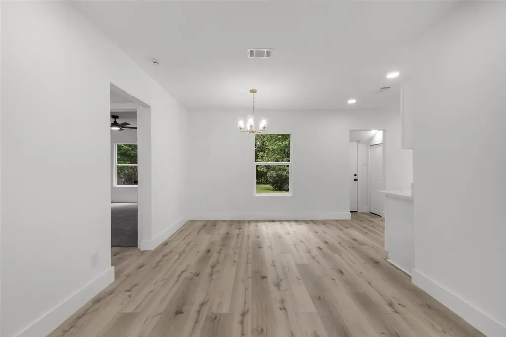 612 Clairemont Avenue Fort Worth TX 76103