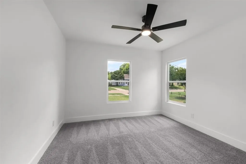 612 Clairemont Avenue Fort Worth TX 76103