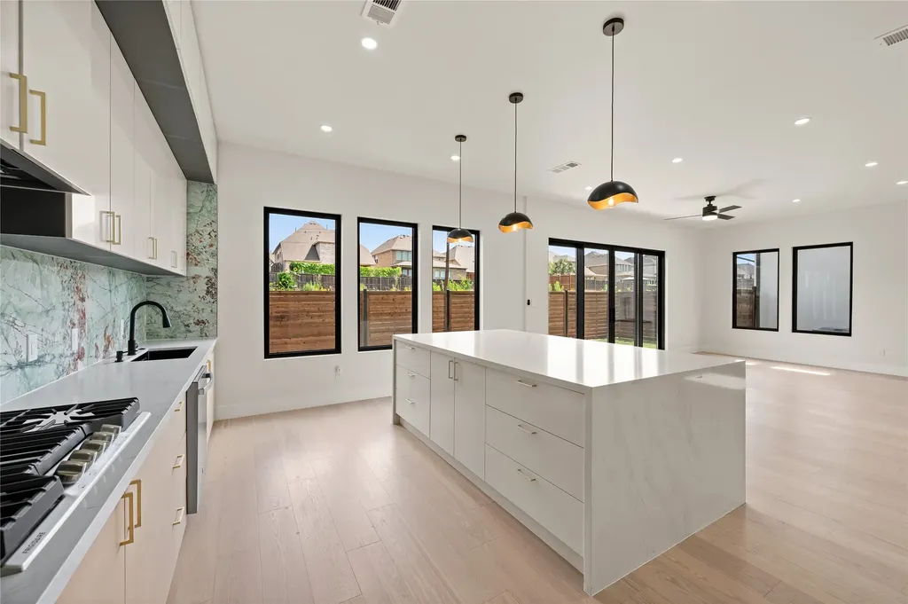 3447 Umyousef Court Irving TX 75038