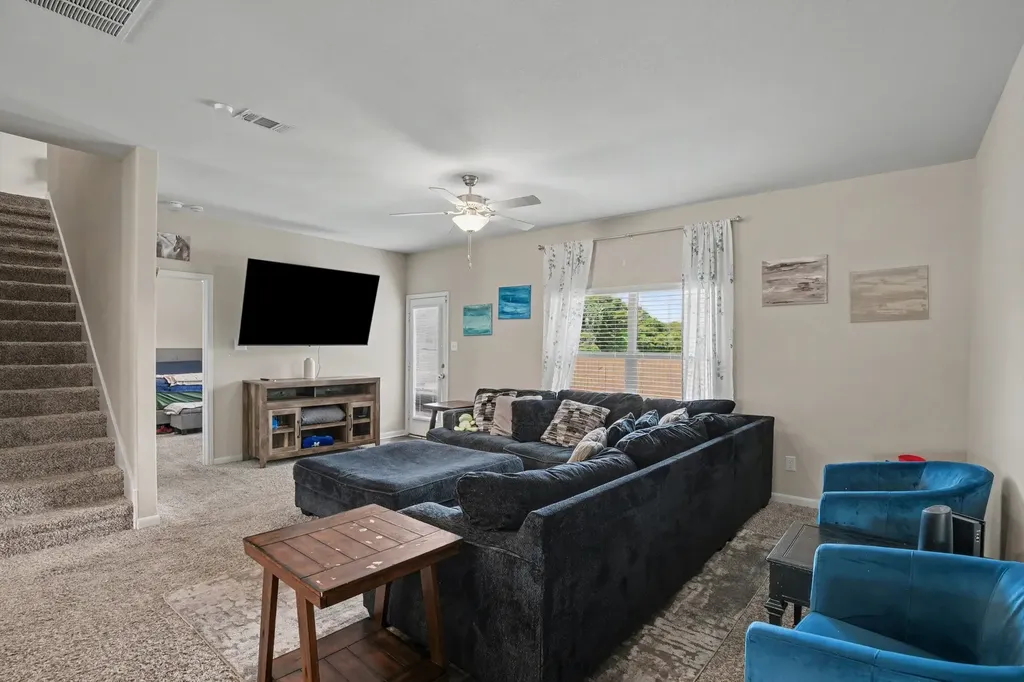 304 Lowery Oaks Trail Fort Worth TX 76120
