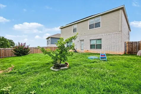 304 Lowery Oaks Trail Fort Worth TX 76120