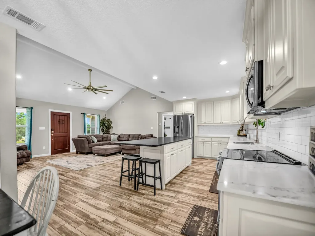 104 Turkey Creek Road Mineral Wells TX 76067