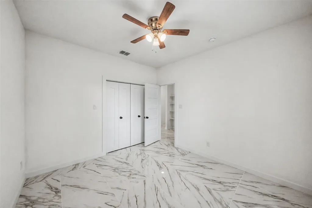 4617 Merida Avenue Fort Worth TX 76115