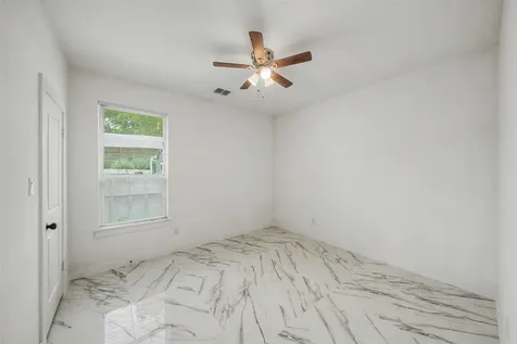 4617 Merida Avenue Fort Worth TX 76115