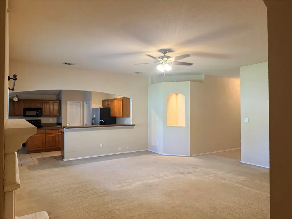 1100 Linden Drive Burleson TX 76028