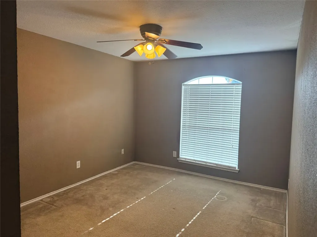 1100 Linden Drive Burleson TX 76028