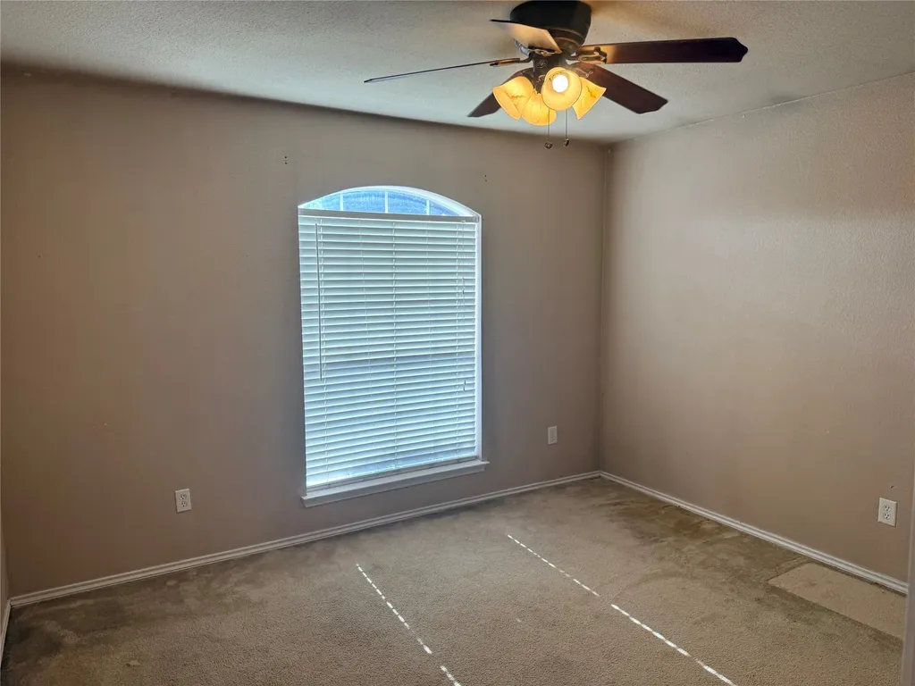 1100 Linden Drive Burleson TX 76028