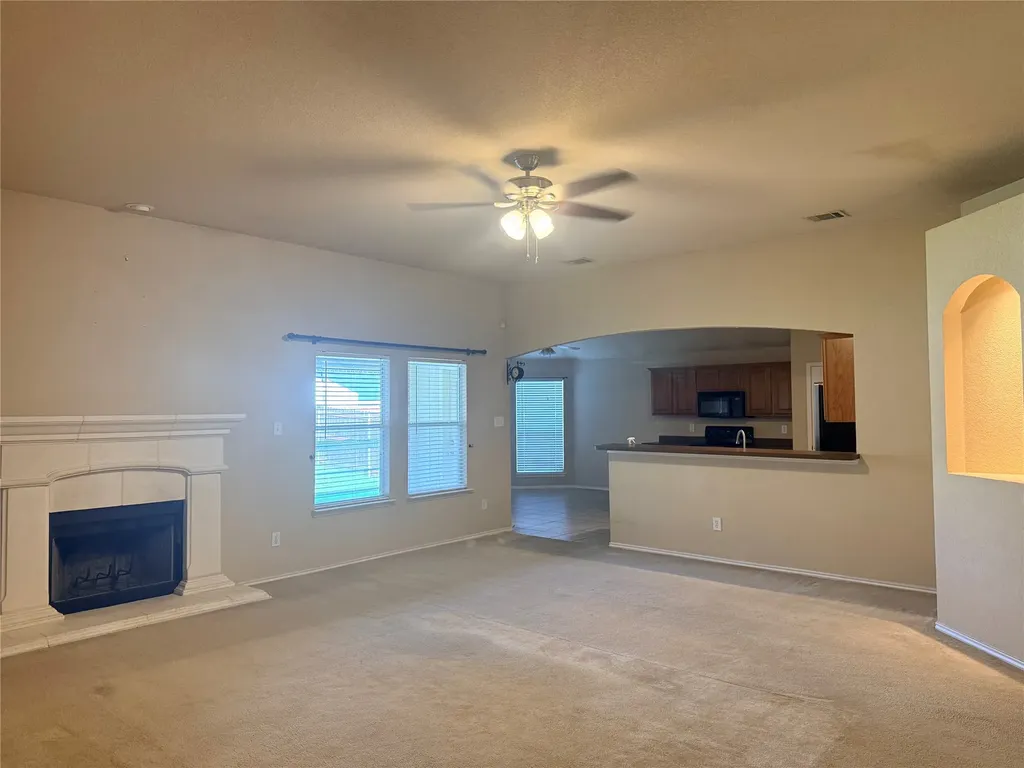 1100 Linden Drive Burleson TX 76028