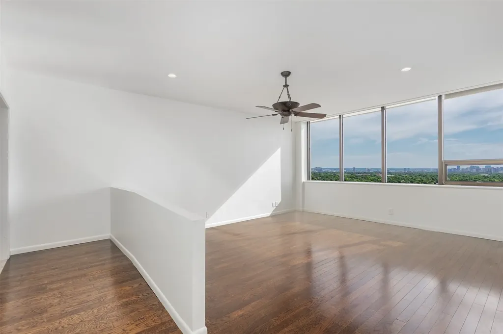 6335 W Northwest Highway Dallas TX 75225