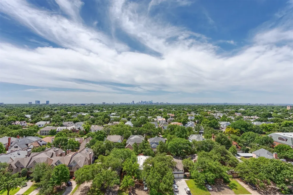 6335 W Northwest Highway Dallas TX 75225
