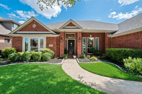 3520 Stone Creek Lane N Fort Worth TX 76137