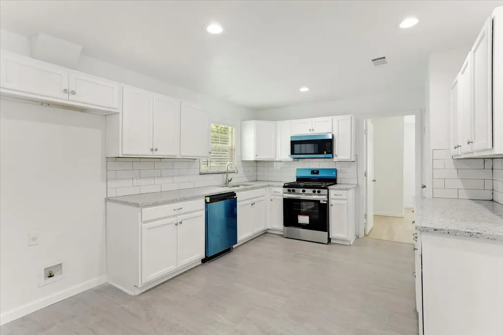 408 N Gowdy Street Whitewright TX 75491