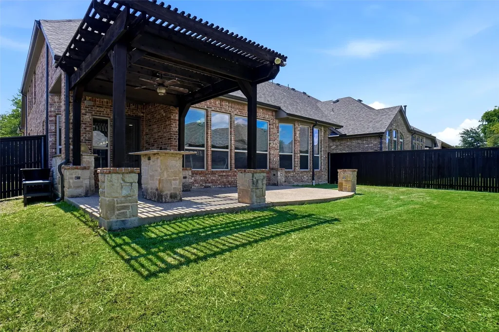 2832 Earl Drive Trophy Club TX 76262