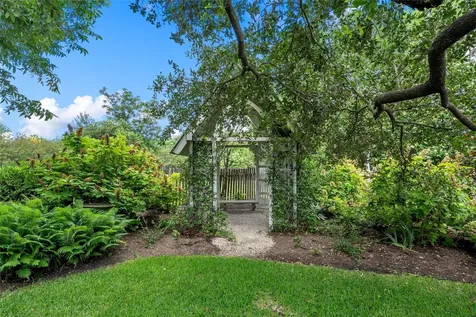 3601 Hillcrest Drive Waco TX 76708