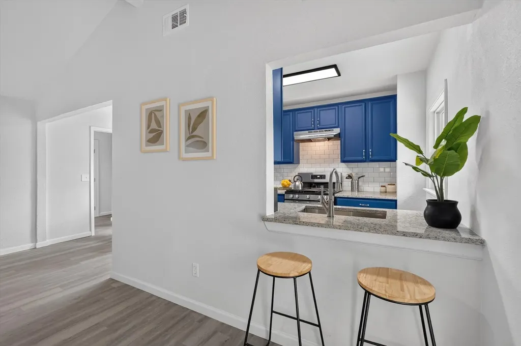 1547 Oakbrook Street Lancaster TX 75134