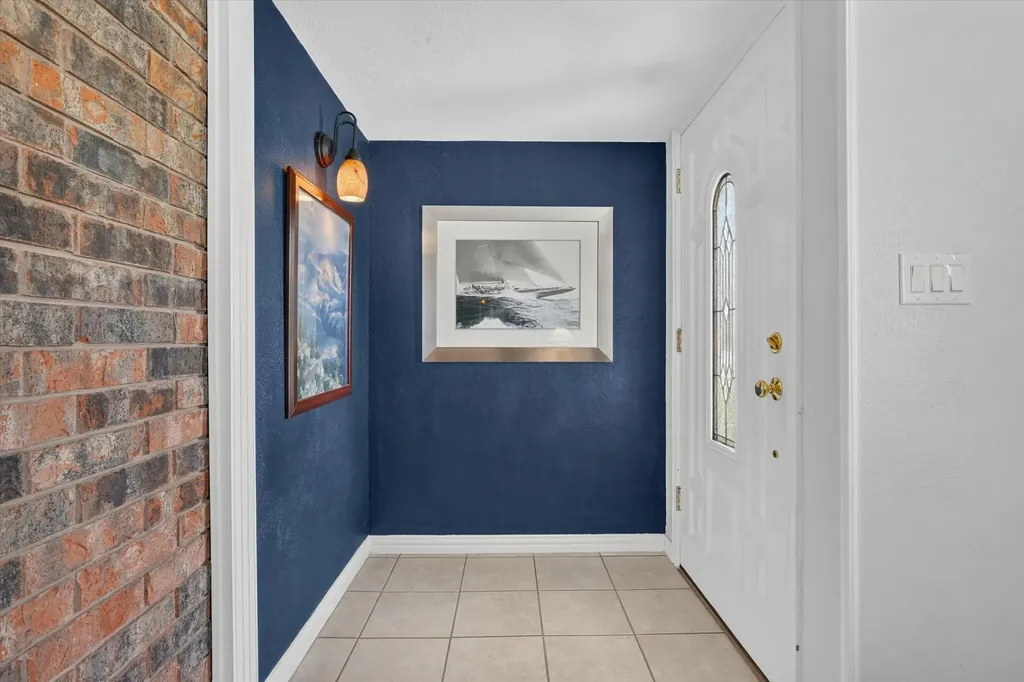 2910 Flagstone Drive Garland TX 75044