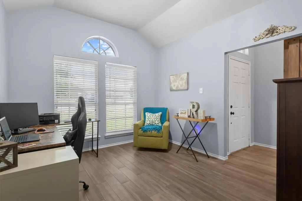 1108 Chestnut Drive Venus TX 76084