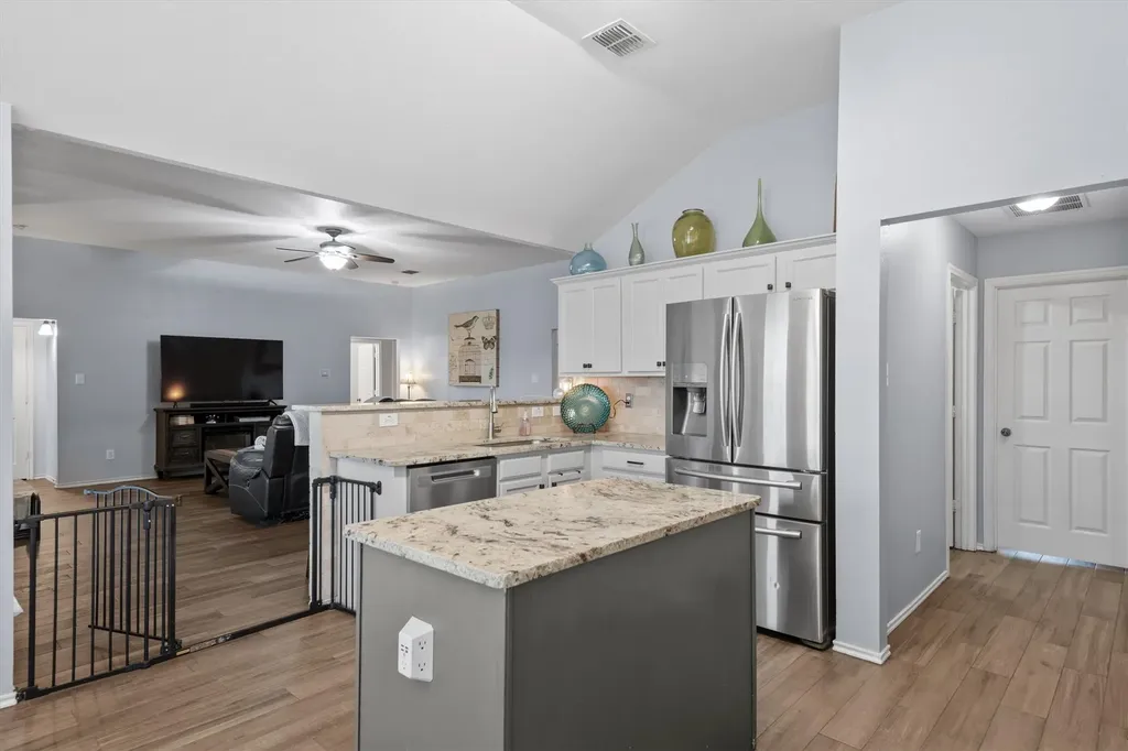 1108 Chestnut Drive Venus TX 76084