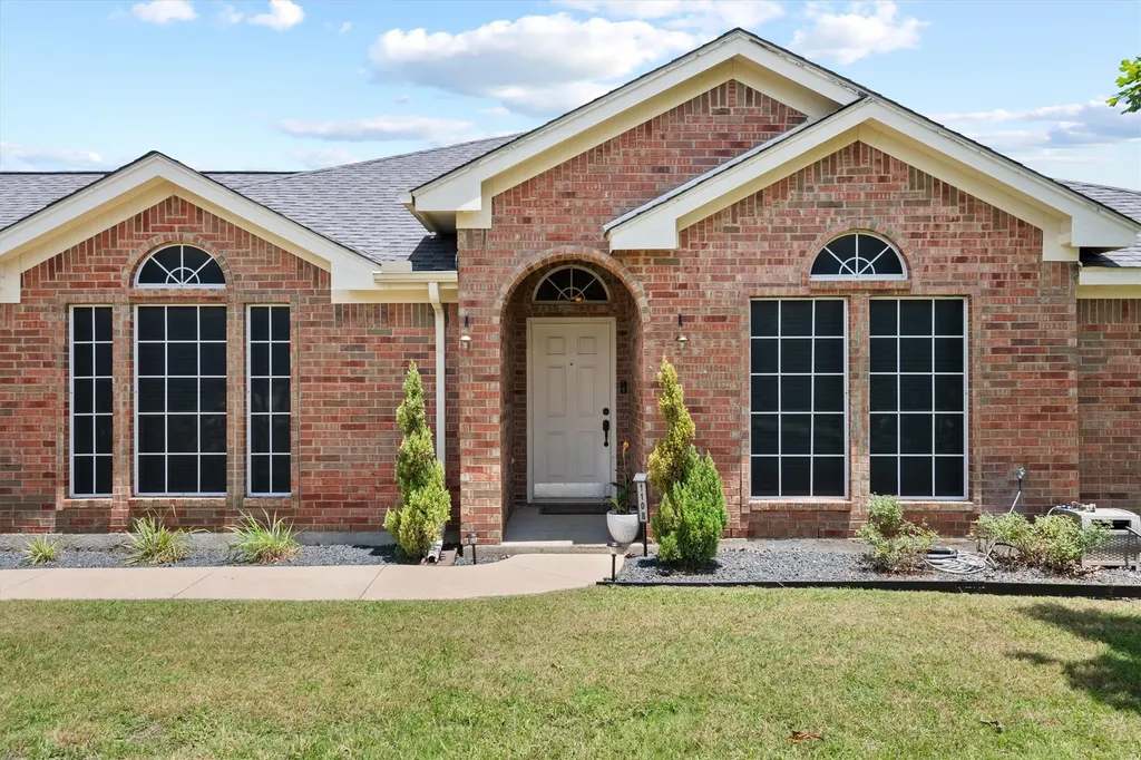1108 Chestnut Drive Venus TX 76084