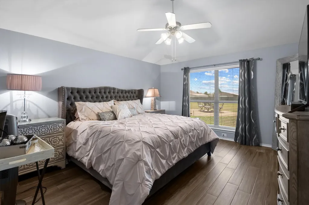 1108 Chestnut Drive Venus TX 76084