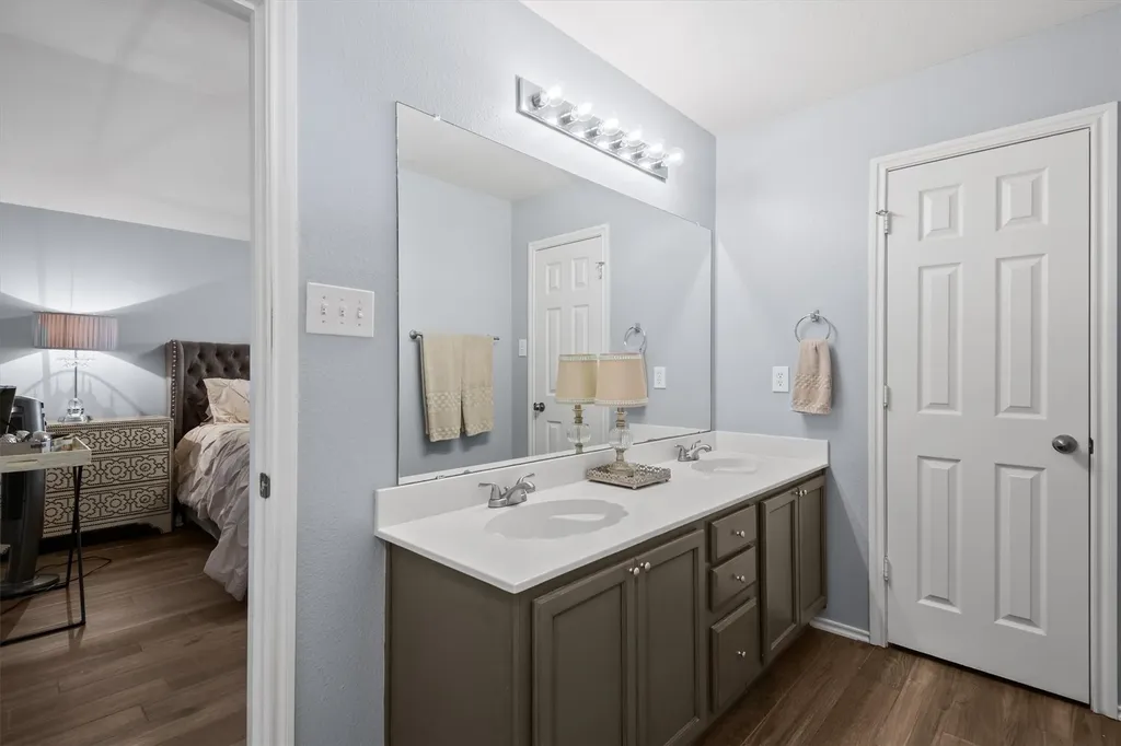 1108 Chestnut Drive Venus TX 76084