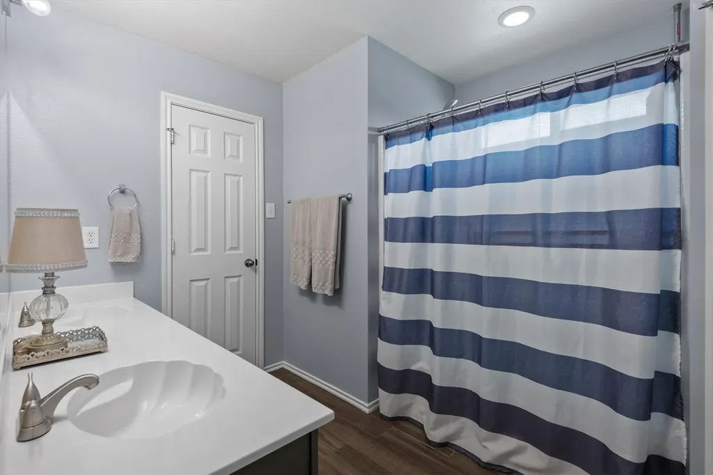 1108 Chestnut Drive Venus TX 76084
