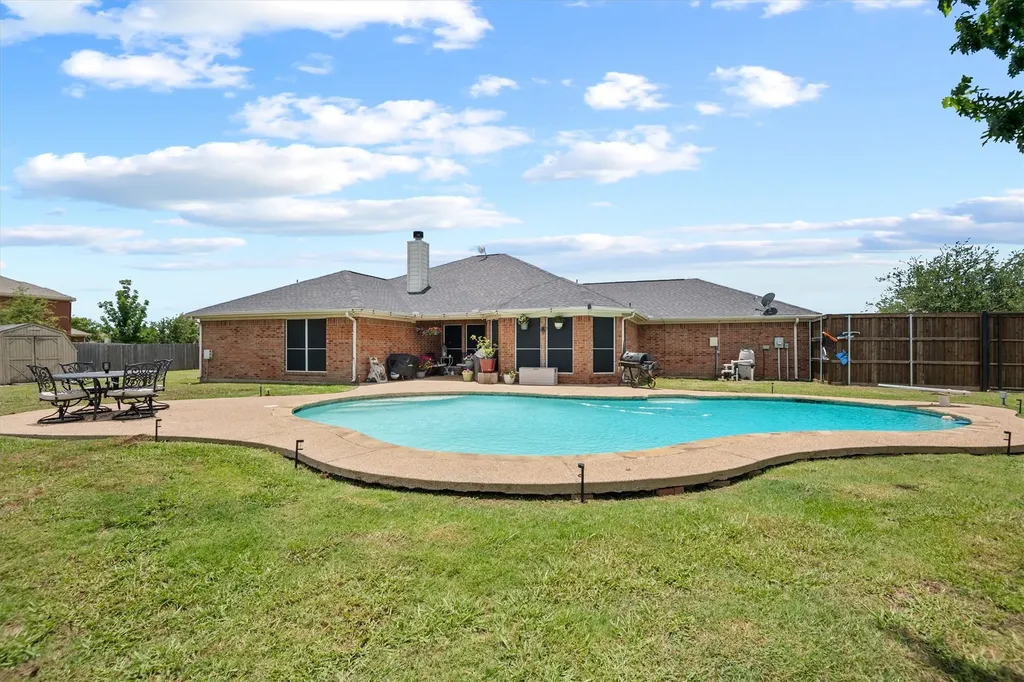 1108 Chestnut Drive Venus TX 76084