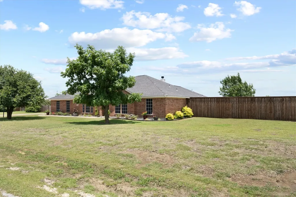 1108 Chestnut Drive Venus TX 76084