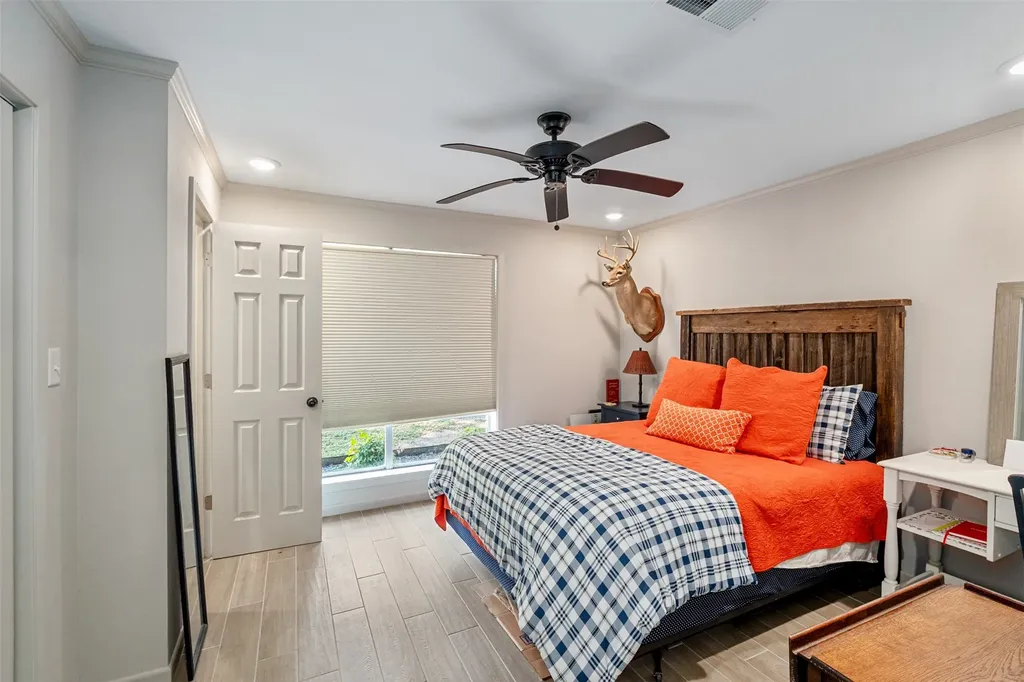 1725 Oak Shore Drive Tool TX 75143