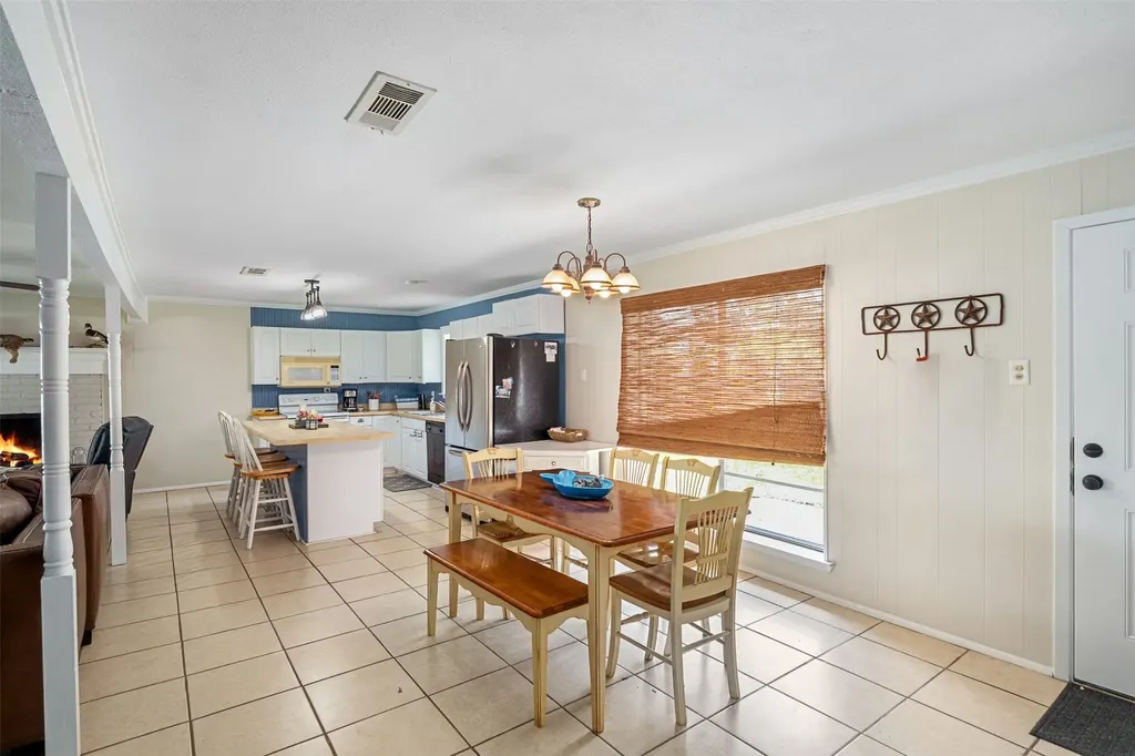 1725 Oak Shore Drive Tool TX 75143