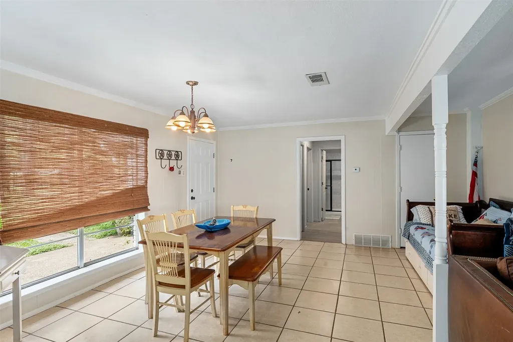1725 Oak Shore Drive Tool TX 75143