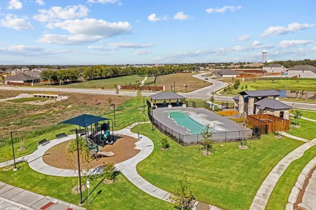 160 Hudson Lane Justin TX 76247