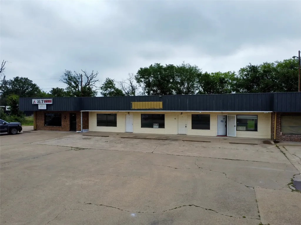 430 S Seven Points Drive Seven Points TX 75143