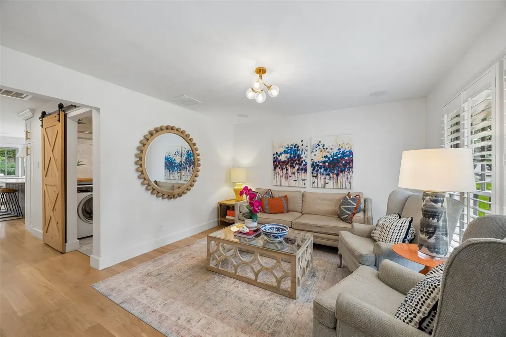 13220 Wittmore Circle Dallas TX 75240