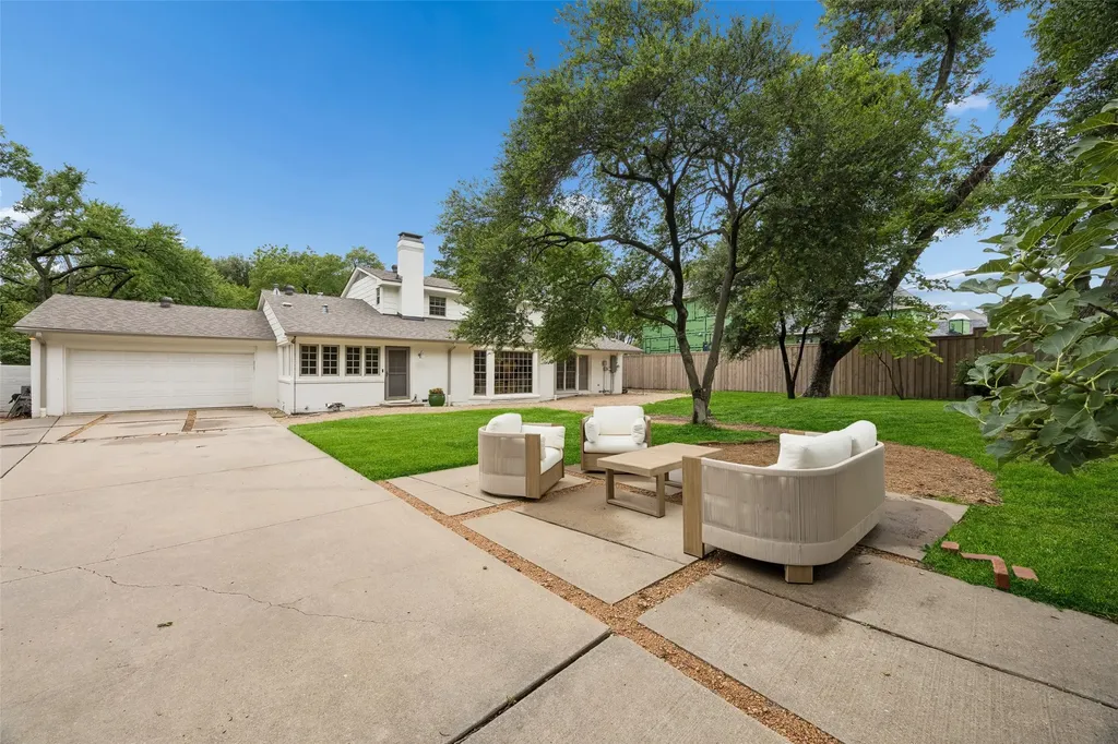 13220 Wittmore Circle Dallas TX 75240
