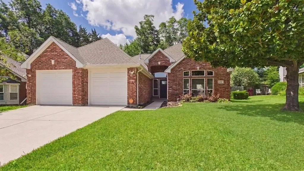 1405 Meadowbrook Drive Mckinney TX 75069