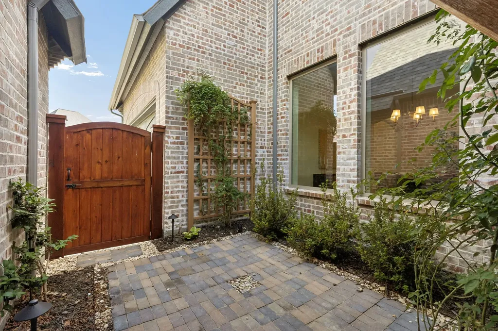 3300 Crescent Lane Celina TX 75009