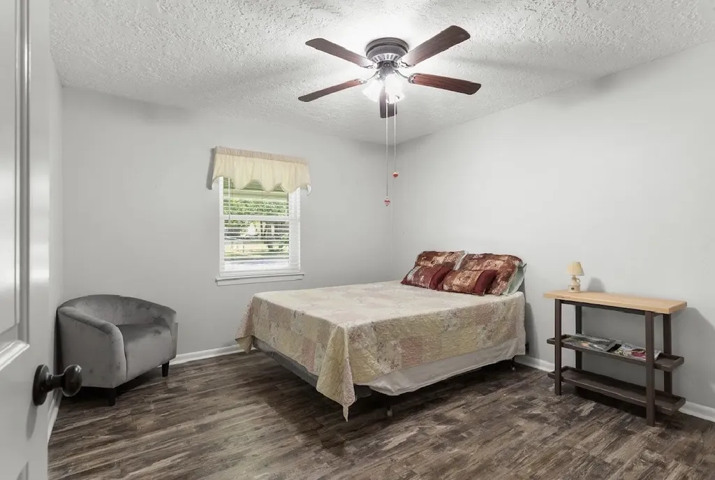 806 S Avenue O Clifton TX 76634