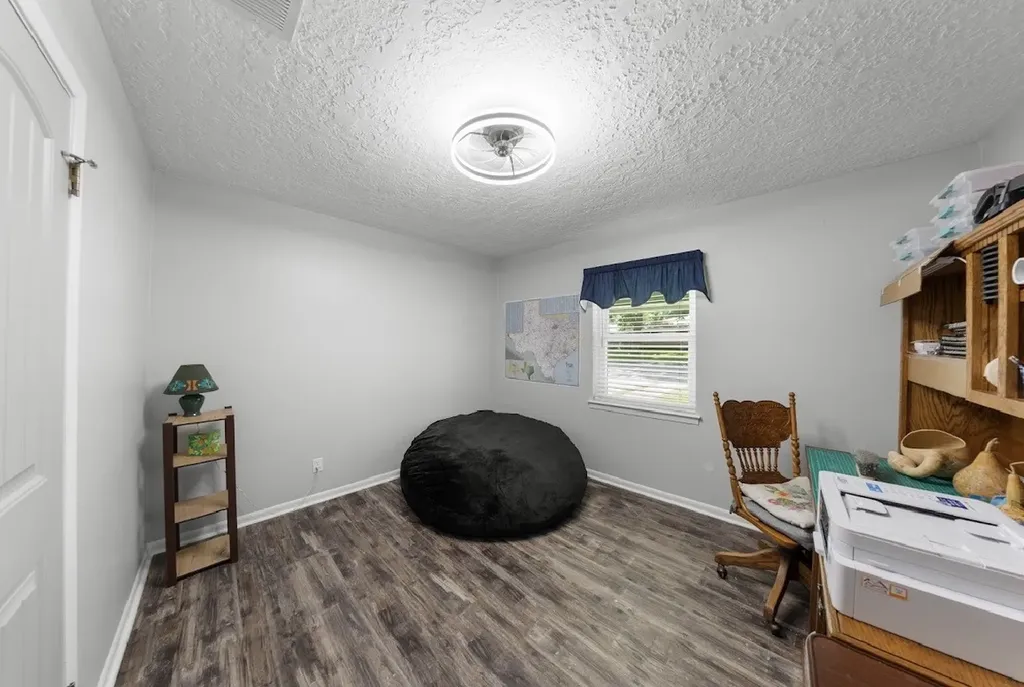 806 S Avenue O Clifton TX 76634
