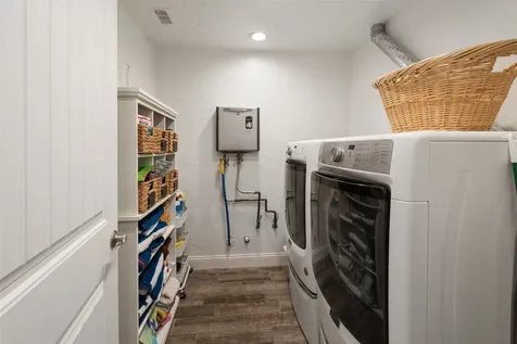 1616 Mona Court Tool TX 75143